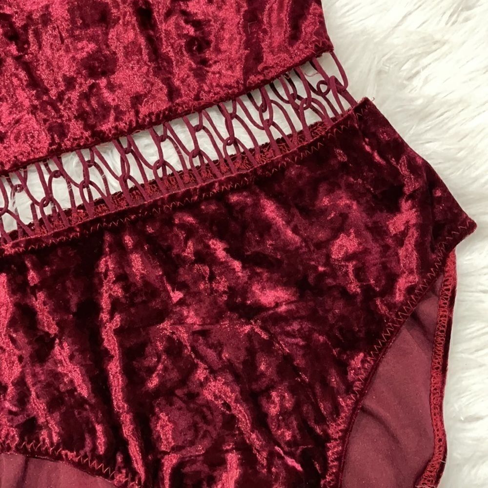 STARING At Stars Crushed Velvet Cutout Bodysuit M - Picture 4 of 15